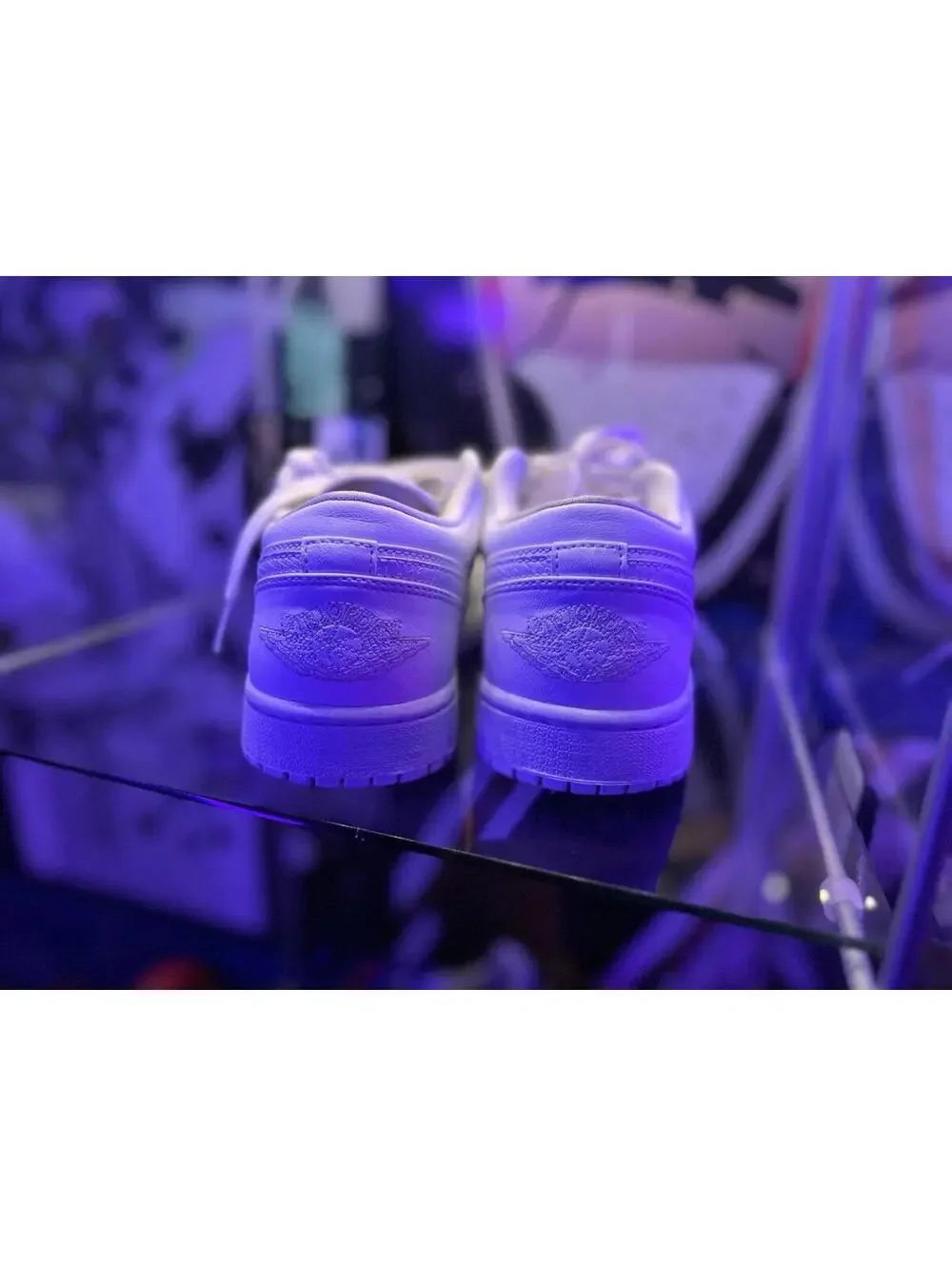 Nike Air Jordan 1 Low WHITE SIZE: WOMENS 9.5
